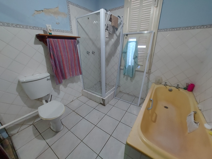 4 Bedroom Property for Sale in Uitenhage Central Eastern Cape